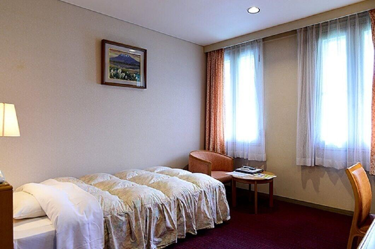Room 2, Kanponoyado Fukui, Fukui