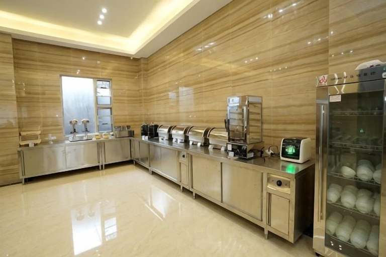 Food & Drinks 5, LAVANDE HOTELS Qingyuan City Plaza Feilai Lake Branch, Qingyuan