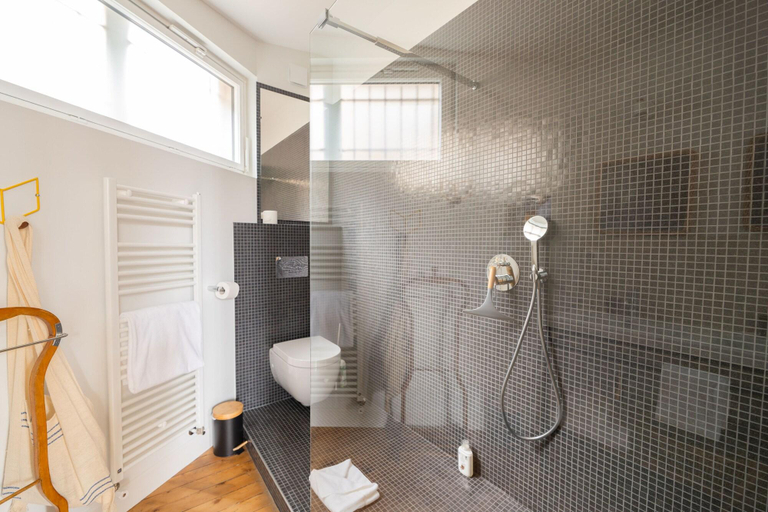 Room 5, La Maison Manege Bordeaux Centre, Gironde
