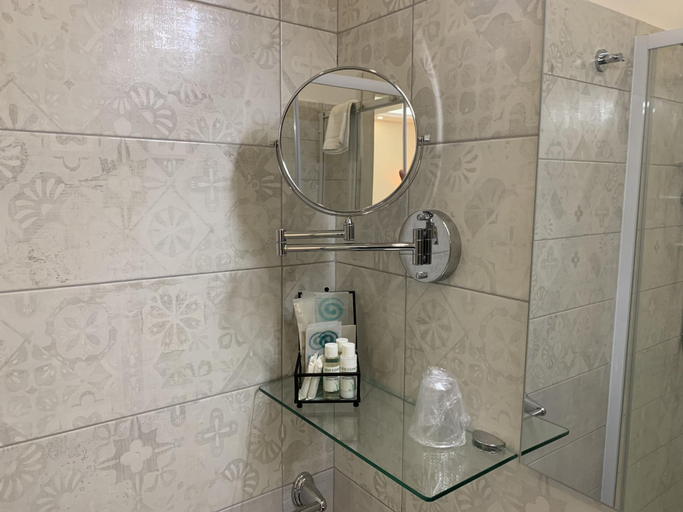 Bathroom 4, B&B In Centro, Crotone