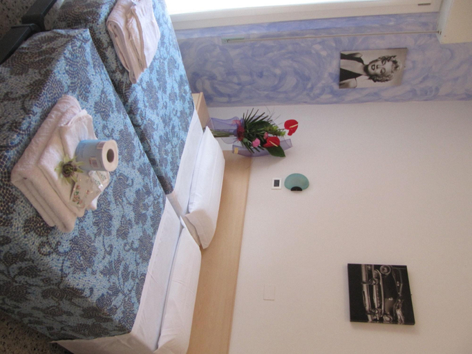 Room 5, Villa Elia, Rimini