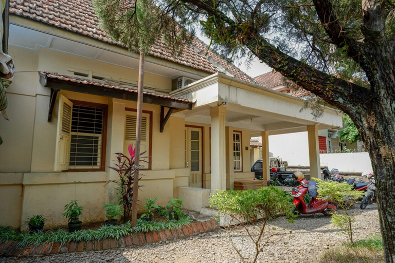 General view 2, Formerly RedDoorz Syariah Alun Alun Purwokerto, Banyumas