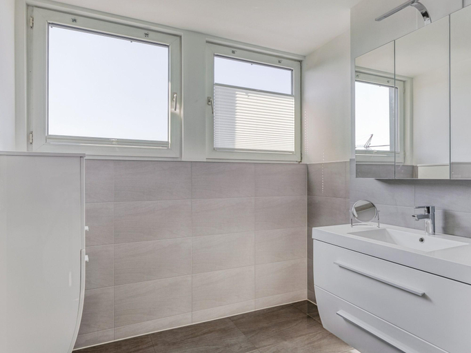 Bathroom 5, Limehome Aalen Reichsstädter Str., Ostalbkreis
