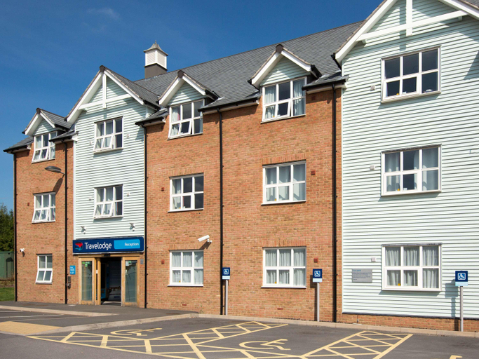 Exterior & Views 1, Travelodge Wellington Somerset, Somerset