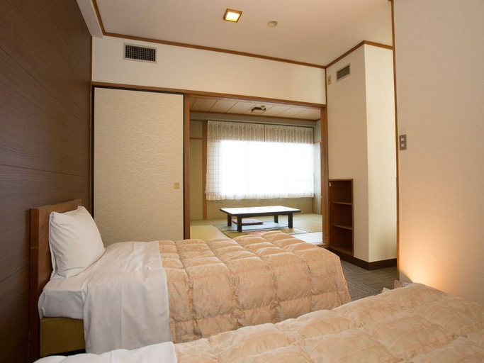 Room 5, Ikaho Grand Hotel, Shibukawa