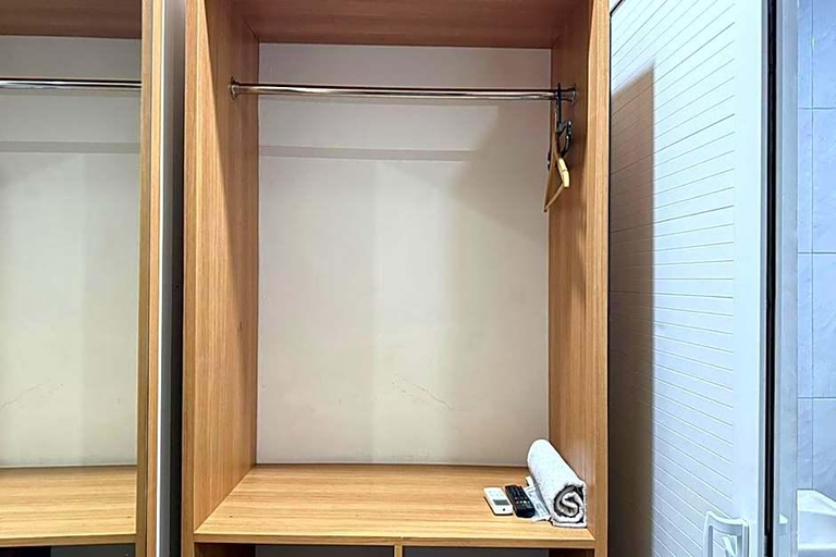 Room 5, Senayan Suites, Jakarta Selatan