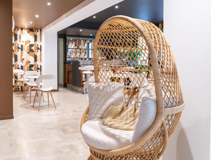 Public Area 3, Comte De Nice, Alpes-Maritimes