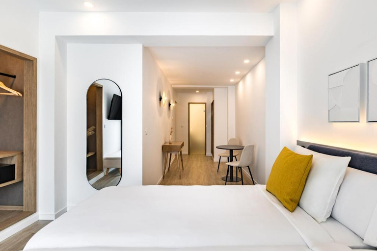 Room 4, La Suite, Santa Cruz de Tenerife