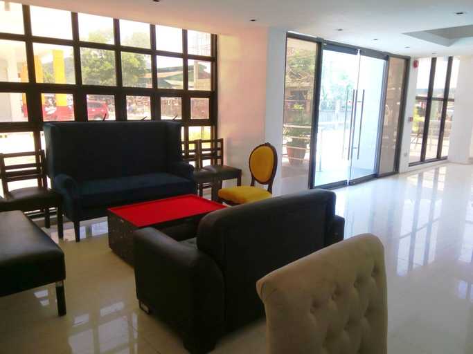Public Area 3, Hotel Rupert A Baler, Baler