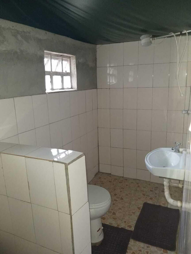 Bathroom 4, Savannah Garden Resorts Limited, Langata