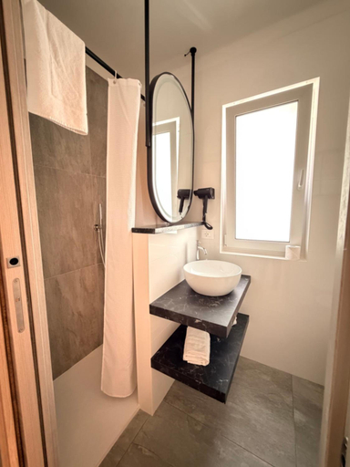 Bathroom 4, Hotel Villa Mirella, Gorizia