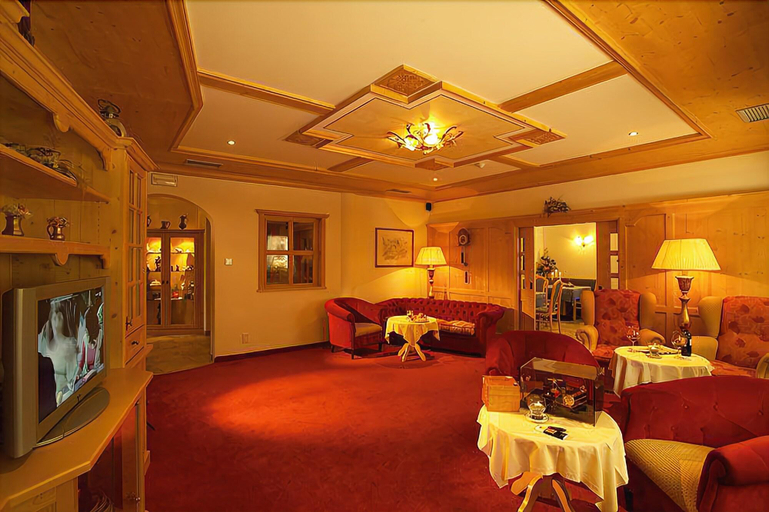 Public Area 4, Hotel Miravalle, Bolzano