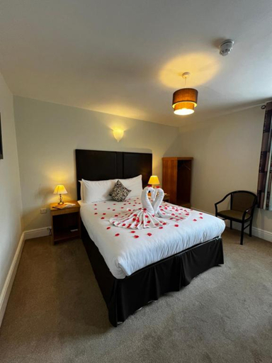Bedroom 3, Castle Limes Hotel, Warwickshire