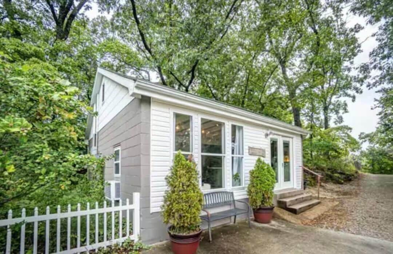 Exterior 3, The Cottage, Gasconade