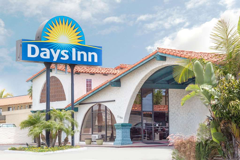 Exterior & Views 1, Days Inn by Wyndham Costa Mesa/Newport Beach, Orange
