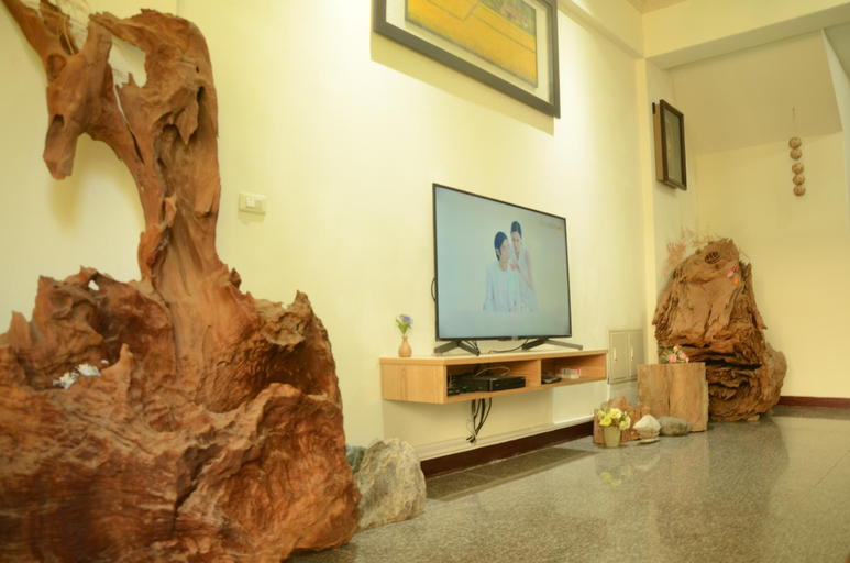 Lobby 5, East Of Love Bed And Breakfast, Hualien