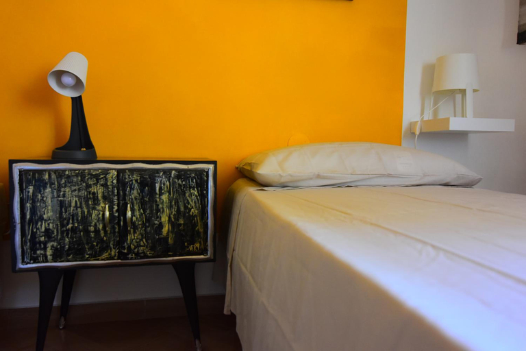 Bedroom 1, A casa dell'artista Viki, Ancona