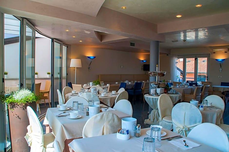 Food & Drinks 5, Hotel Regina, Gorizia