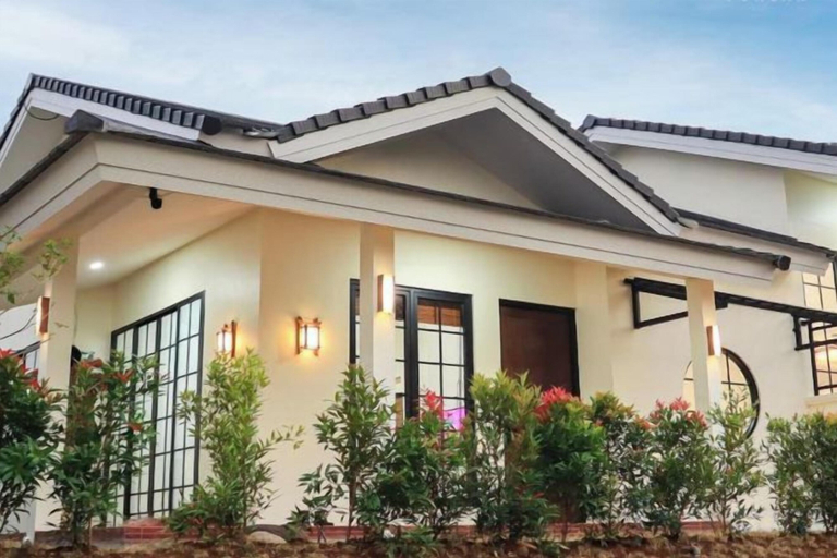 Exterior & Views, Suisen By Semusim Villa, Bogor