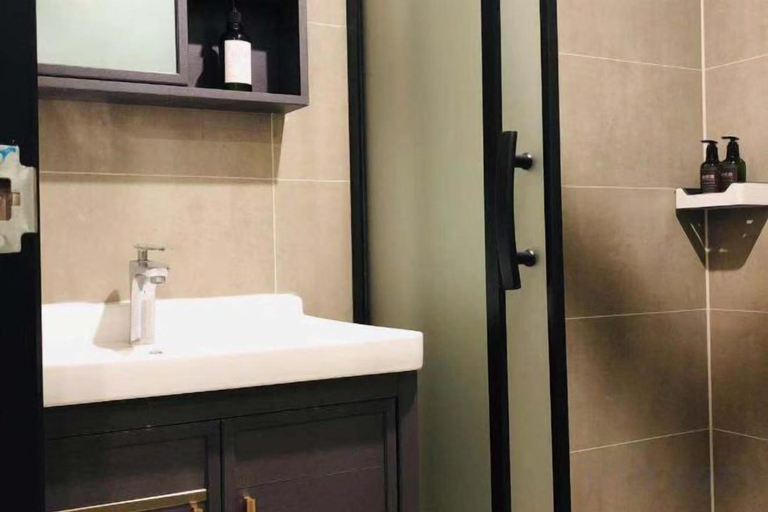 Bathroom, Spacebox Hotel (Shanghai Jiao Tong University), Shanghai