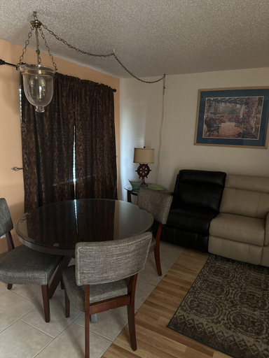 Room 3, Floridian Inn Motel, Pinellas