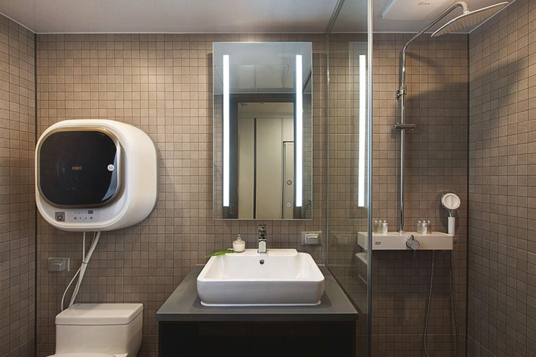 Bathroom 4, Haeundae Youngmu Parade Hotel, Haeundae