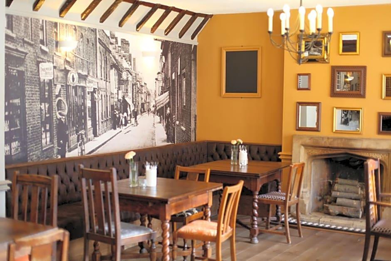 Food & Drinks 5, Old Bull Inn, Cambridgeshire