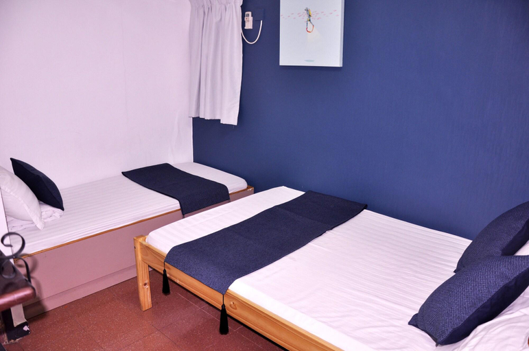 Room 3, The Night - Mong Kok, Kowloon