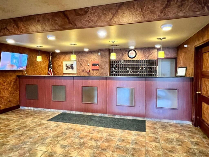 Public Area 2, Lenox Hotel and Suites, Erie