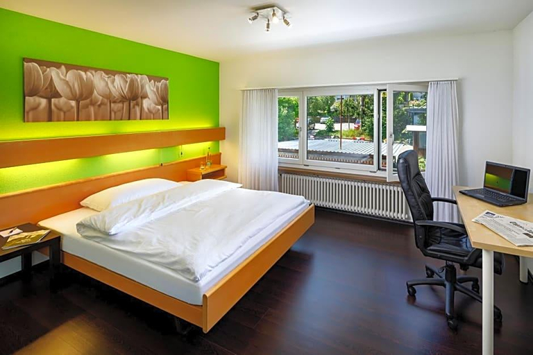 Bedroom 4, Stalden, Bremgarten