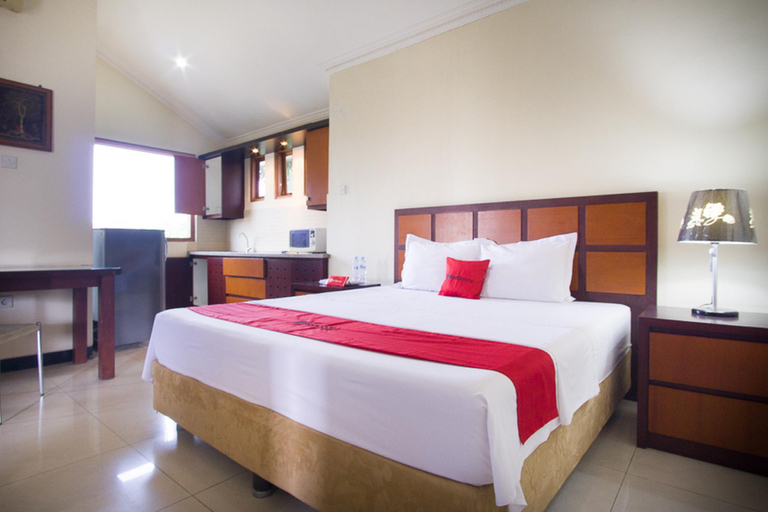 Room, Formerly RedDoorz near Rumah Sakit Baptis Kediri, Kediri