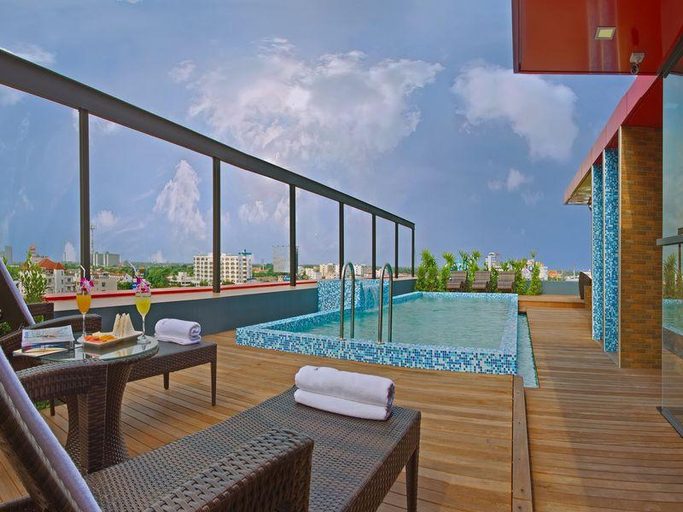 Beach, Villa Baron, Pak Kret