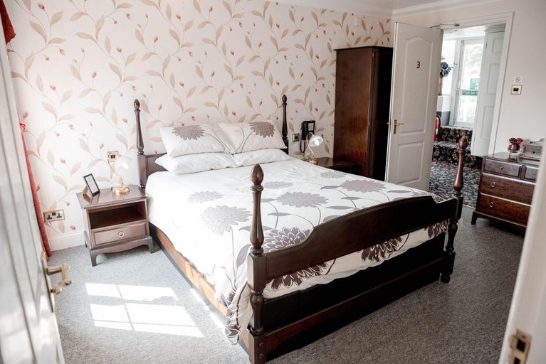 Room 4, Andel Lodge, Cambridgeshire