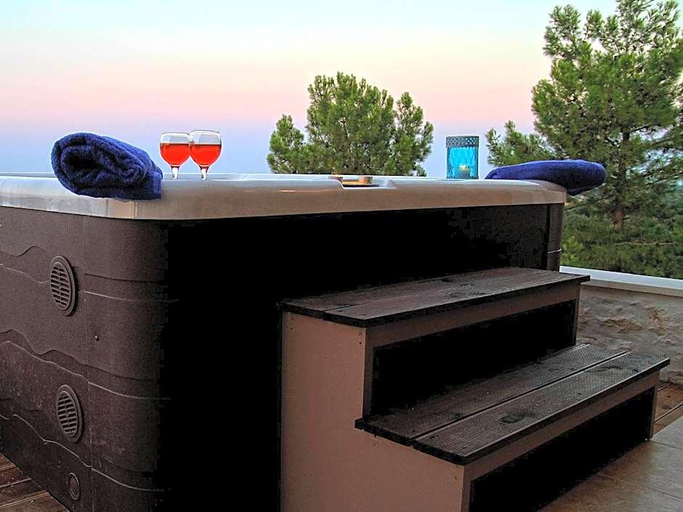 Room 3, Villa Contessa Studios, Ionian Islands