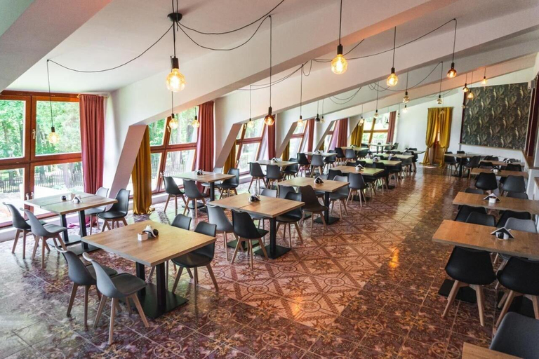 Restaurant, Pera A Aswieradowa, Lubań