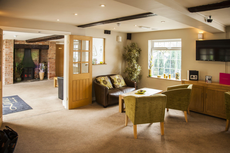 Lobby 2, The Limes Country Lodge, Warwickshire