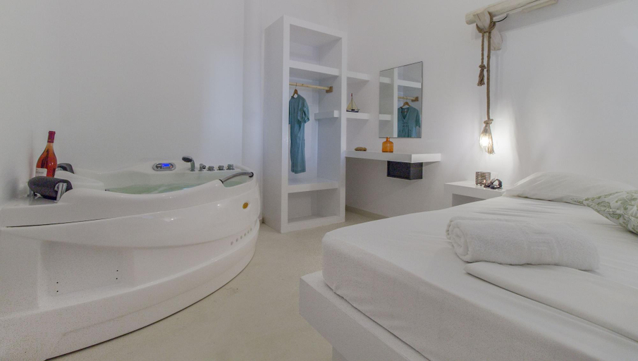 Bedroom 4, Colosseo Star, South Aegean