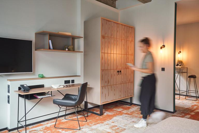 Bedroom 3, Hood House, Hamburg