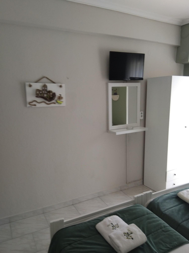 Room 5, Dionisos Elia, Central Macedonia