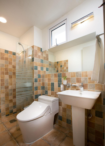 Bathroom 5, Club ES Jeju Resort, Seogwipo