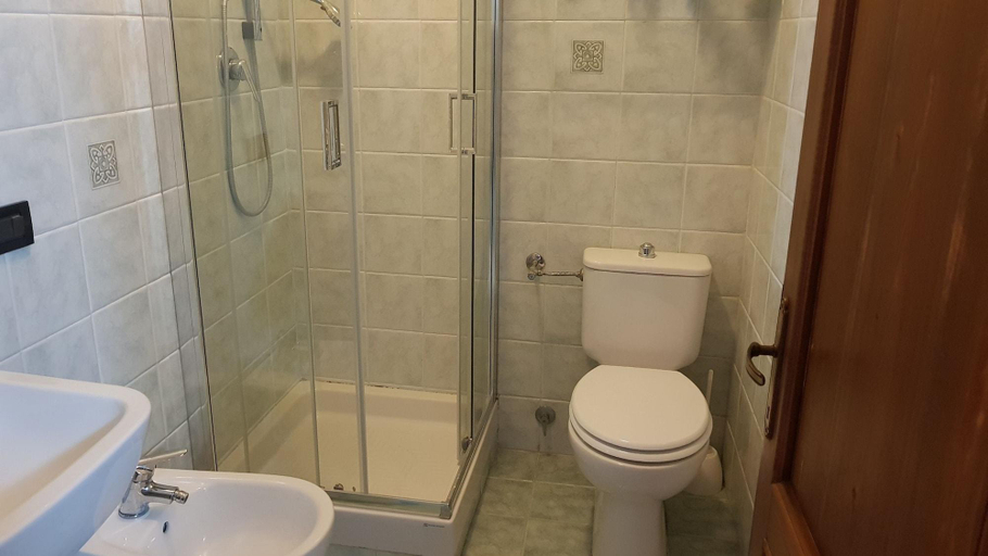 Bathroom 4, Vento Di Grecale, La Spezia
