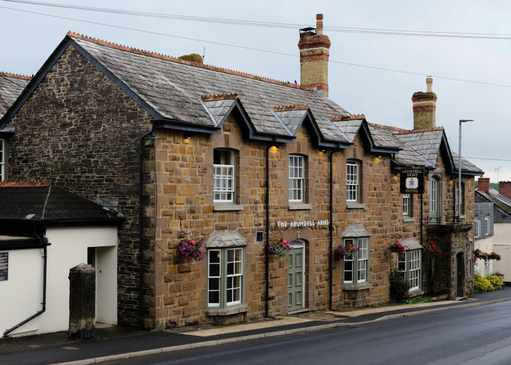 General view 2, Arundell Arms, Devon