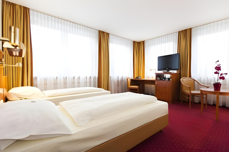 Bedroom 2, Am Berliner Platz, Mettmann
