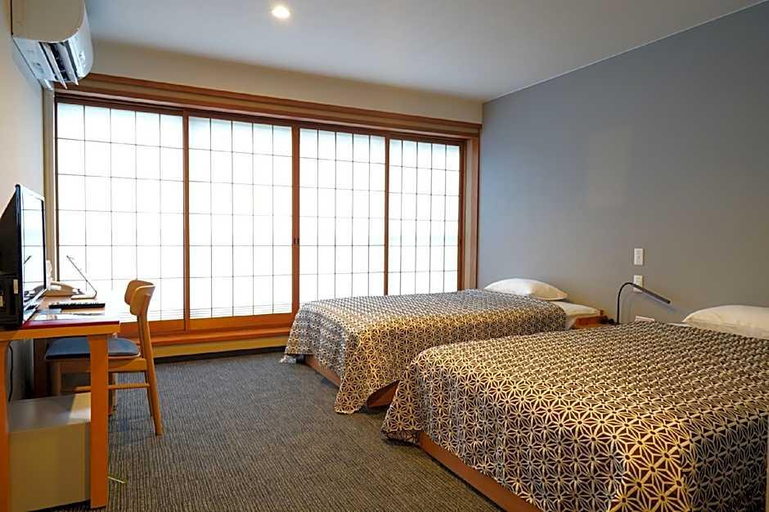 Room 4, Marumo, Tottori