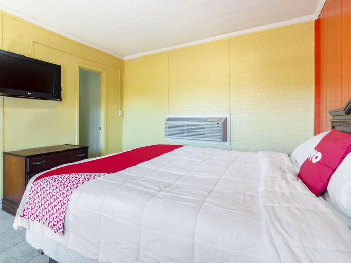 Room 2, OYO Hotel Brookhaven MS Hwy 51 North, Lincoln