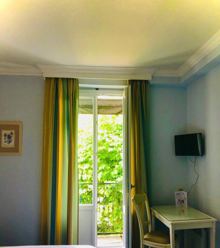 Bedroom 3, Le Grand Hôtel, Lot
