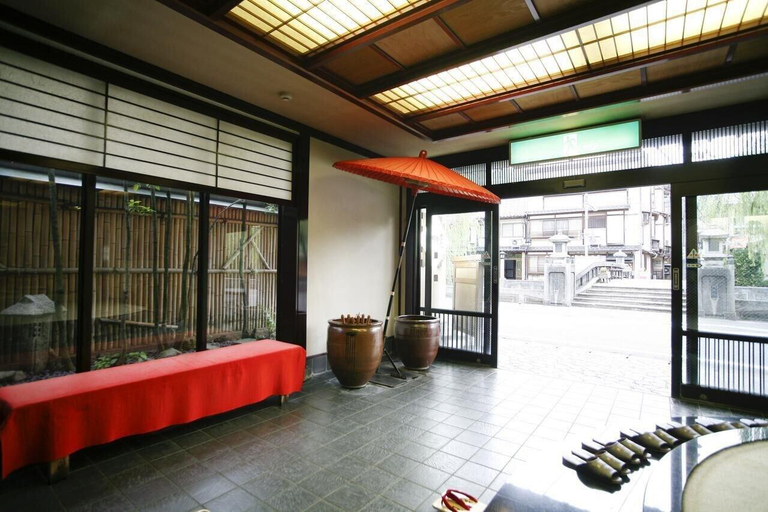Lobby 4, Kinosaki Onsen Kawaguchiya Honkan, Toyooka