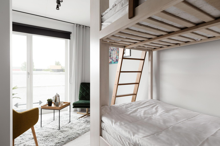 Bedroom 3, Bob W. Telliskivi, Tallinn