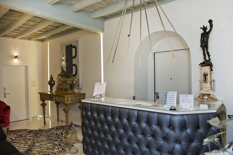 Public Area 3, Pantheon Relais, Rome