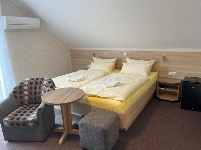 Bedroom 2, Am Steinertsee, Kassel